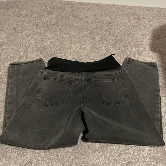 Shein Faded Black Maternity Jeans - Picture 4 of 6